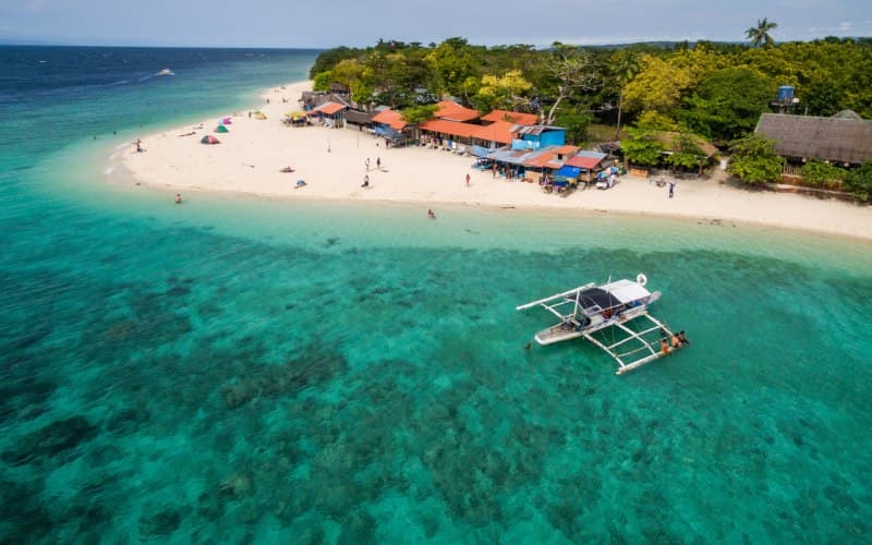 Moalboal beach and clear blue water